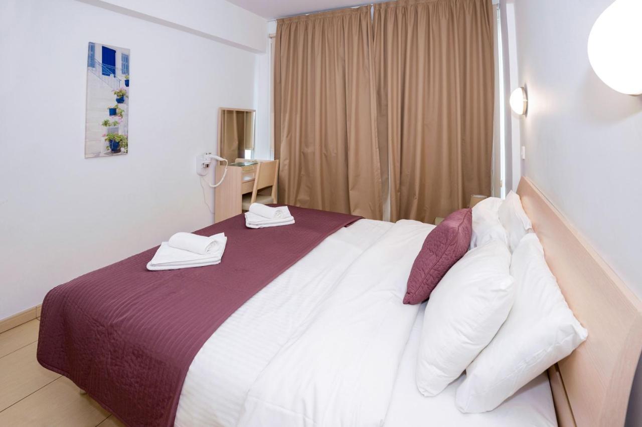 Gabriela - Coralli Beachfront Apartment Protaras Luaran gambar